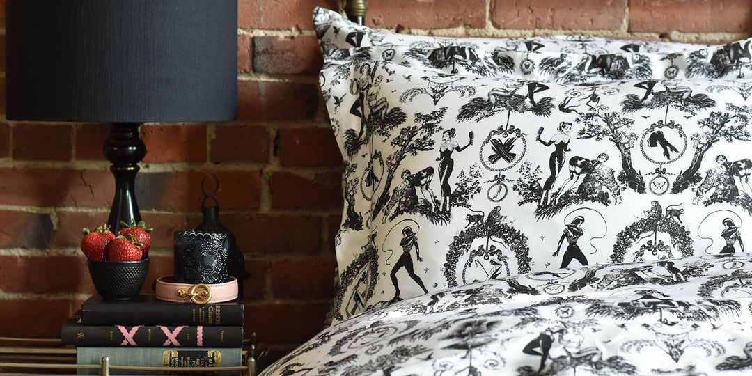 What Is Toile Fabric