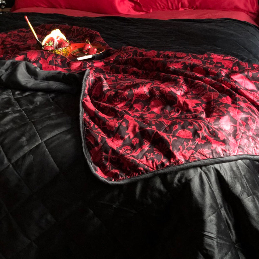 Scarlet Bat Velvet Blanket