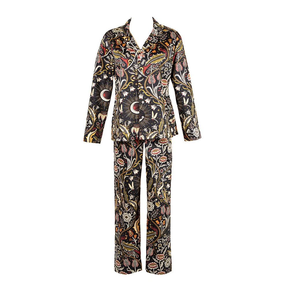Autumn inspired pajamas with burgundy and moss accents. Night Garden by Sin in Linen.