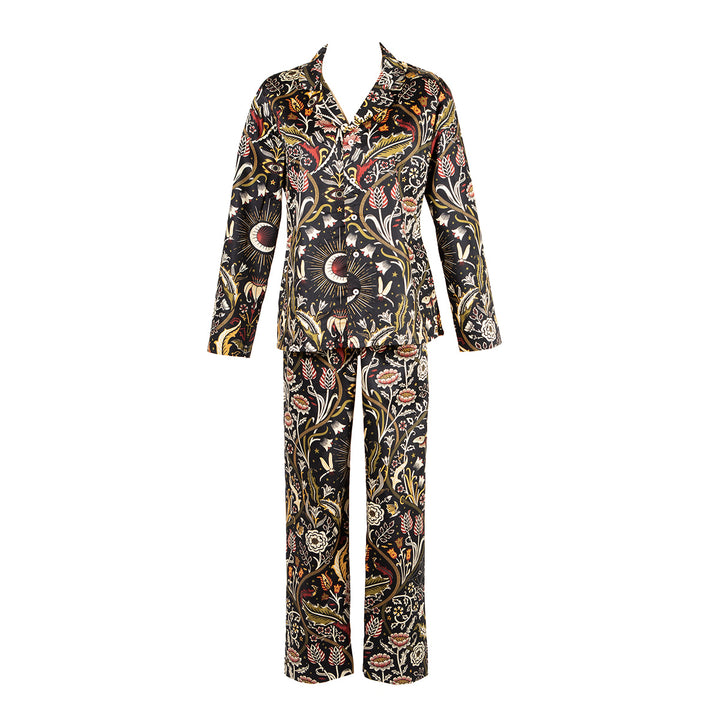 Autumn inspired pajamas with burgundy and moss accents. Night Garden by Sin in Linen.