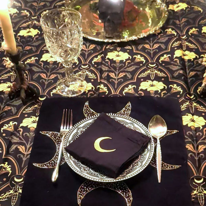 Samhain ritual presented on Sin in Linen's gothic table linens. 