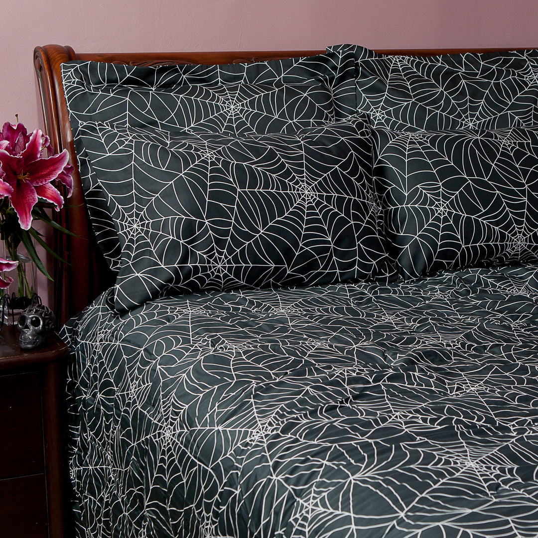 Spider Web Pillowcases and Shams